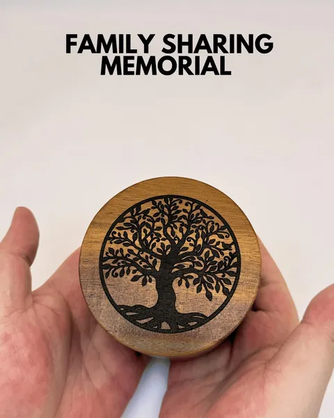 Wood Keepsake Urn (Tree of Life)
